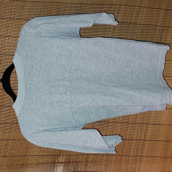 Vintage. 90s. Property of Wilson. Women's size Medium. Made of USA fabric. - Picture 5 of 5